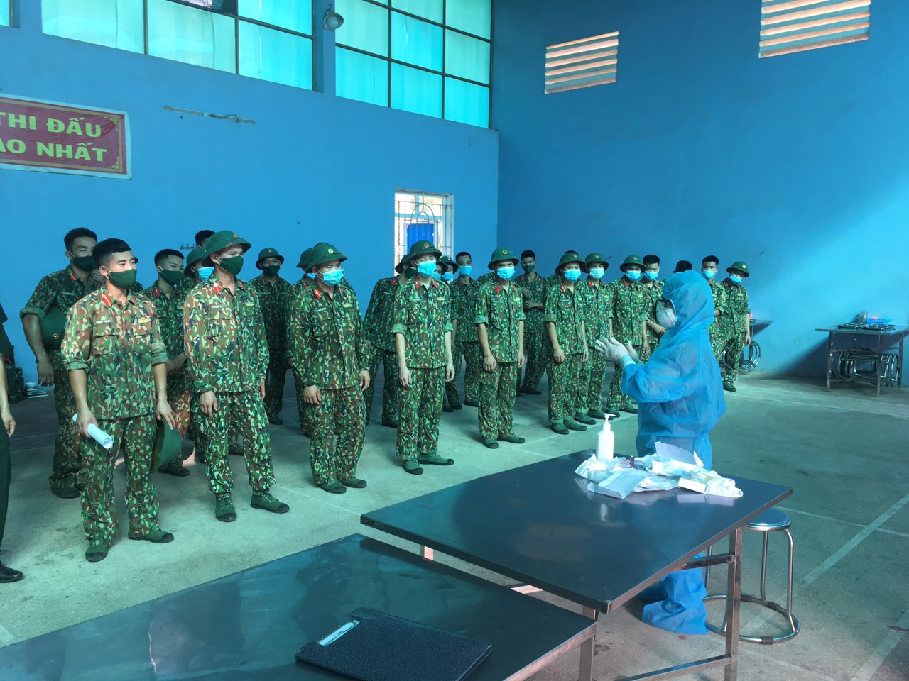 Diễn biến dịch ngày 30/5: Không để dịch COVID-19 ở Bắc Giang, Bắc Ninh lây ra vùng an toàn khác - Ảnh 13. Diễn biến dịch ngày 30/5: Không để dịch COVID-19 ở Bắc Giang, Bắc Ninh lây ra vùng an toàn khác - Ảnh 13.