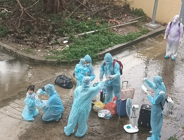 Y tế Diễn biến dịch ngày 20/7: Gần 400 bệnh nhân được công bố khỏi bệnh trong ngày Hải Yến - 19:04 20/07/2021 GMT+7 - Ảnh 9. Y tế Diễn biến dịch ngày 20/7: Gần 400 bệnh nhân được công bố khỏi bệnh trong ngày Hải Yến - 19:04 20/07/2021 GMT+7 - Ảnh 9.