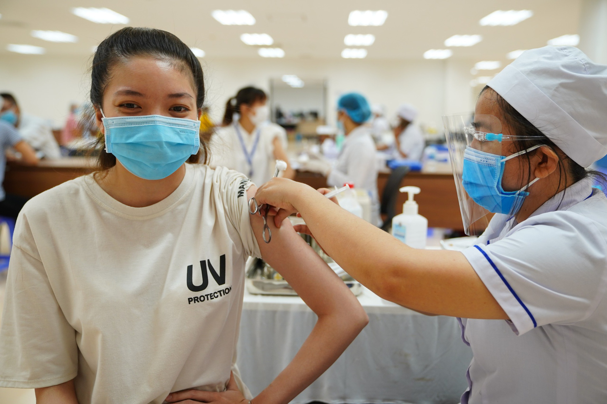 Diễn biến dịch ngày 25/6: Cách ly y tế tạm thời toàn bộ Bệnh viện Đa khoa Sa Đéc - Ảnh 13. Diễn biến dịch ngày 25/6: Cách ly y tế tạm thời toàn bộ Bệnh viện Đa khoa Sa Đéc - Ảnh 13.