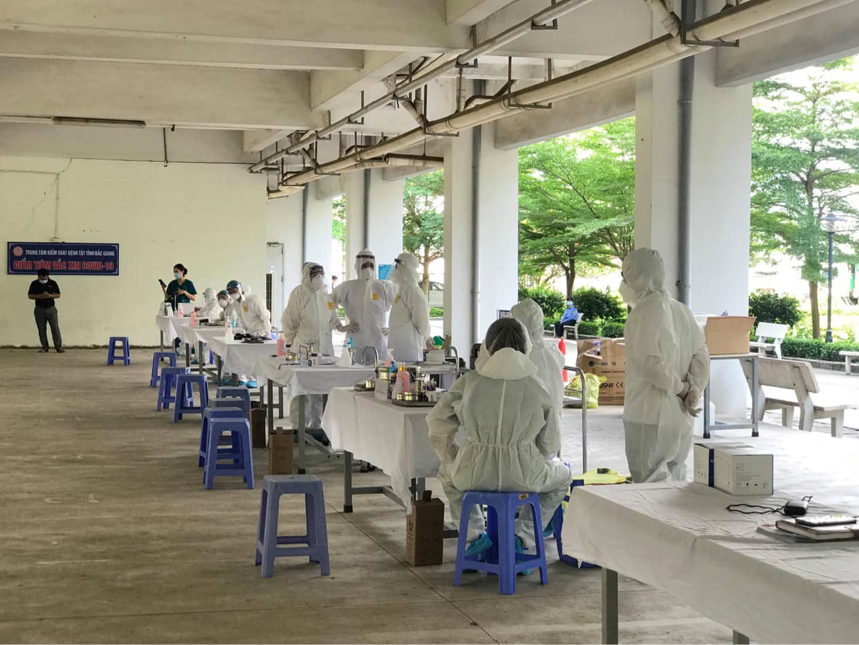 Diễn biến dịch ngày 3/6: 31.177 người đã tiêm đủ 2 mũi vắc xin phòng COVID-19 - Ảnh 10.