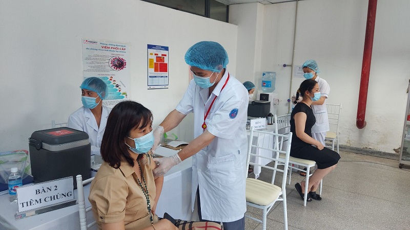 Diễn biến dịch ngày 27/5: Bắc Giang, Bắc Ninh vẫn là 2 tỉnh đứng đầu về số ca mắc mới - Ảnh 4. Diễn biến dịch ngày 27/5: Bắc Giang, Bắc Ninh vẫn là 2 tỉnh đứng đầu về số ca mắc mới - Ảnh 4.