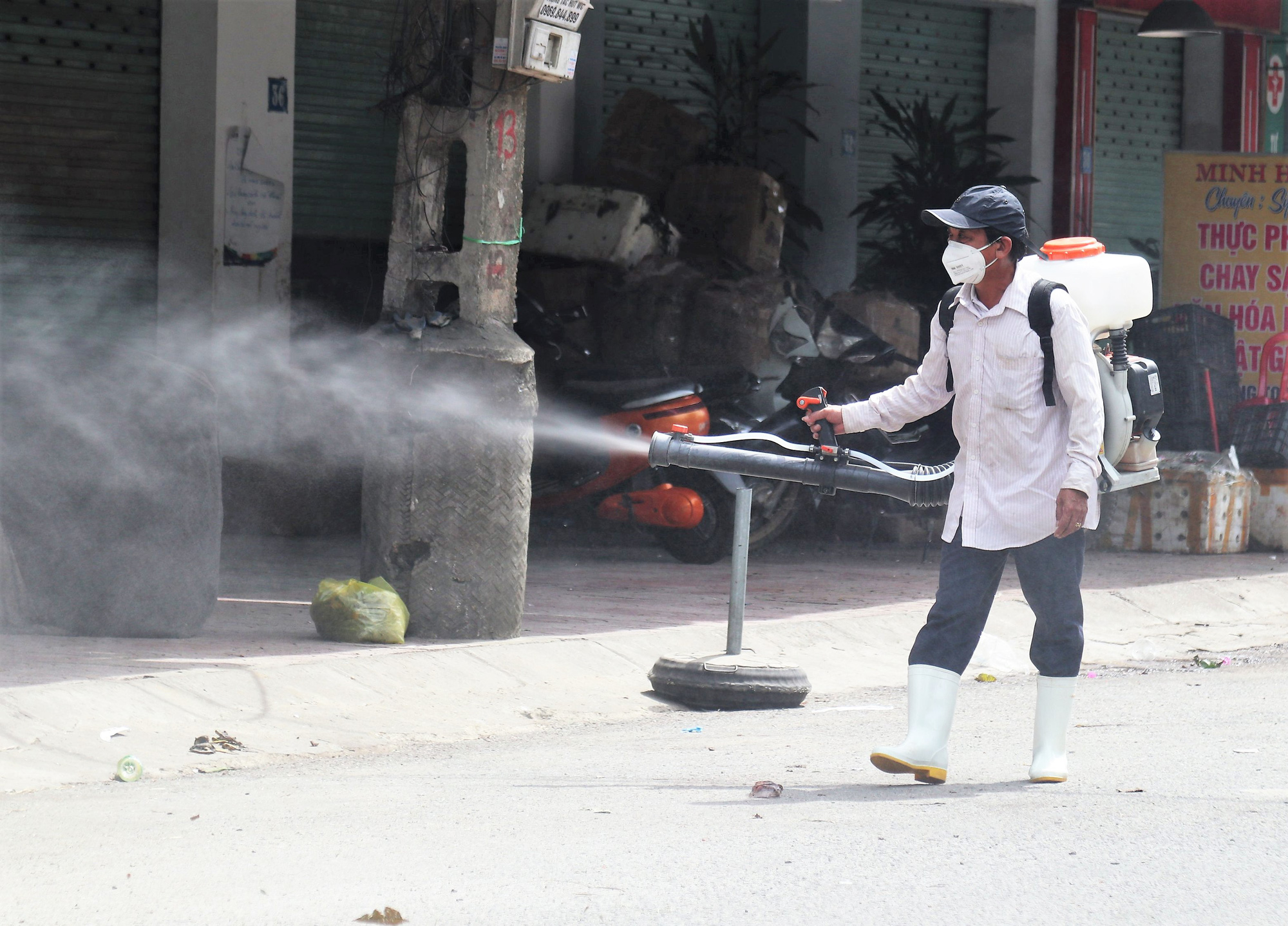 Diễn biến dịch ngày 24/6: “Tiêm đến đâu an toàn đến đó” - Ảnh 8. Diễn biến dịch ngày 24/6: “Tiêm đến đâu an toàn đến đó” - Ảnh 8.