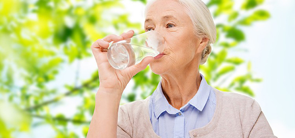 Dinh dưỡng hợp lý giúp người cao tuổi sống khỏe mạnh, lạc quan - Ảnh 4.