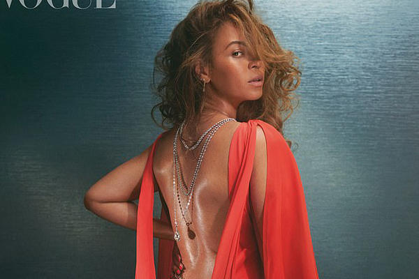 Thế giới showbiz: Beyonce nuôi ong, trồng cây gai dầu, thời giãn cách xã hội - Ảnh 3.