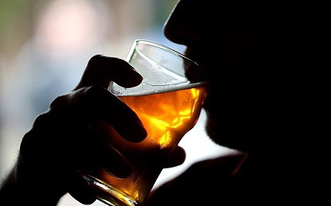 Ngoài gan, rượu bia còn gây ra một loạt bệnh ung thư khác