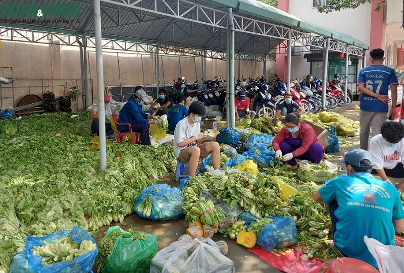 Người dân vùng &quot;đông cứng&quot; Bình Dương sống sao? - Ảnh 5.