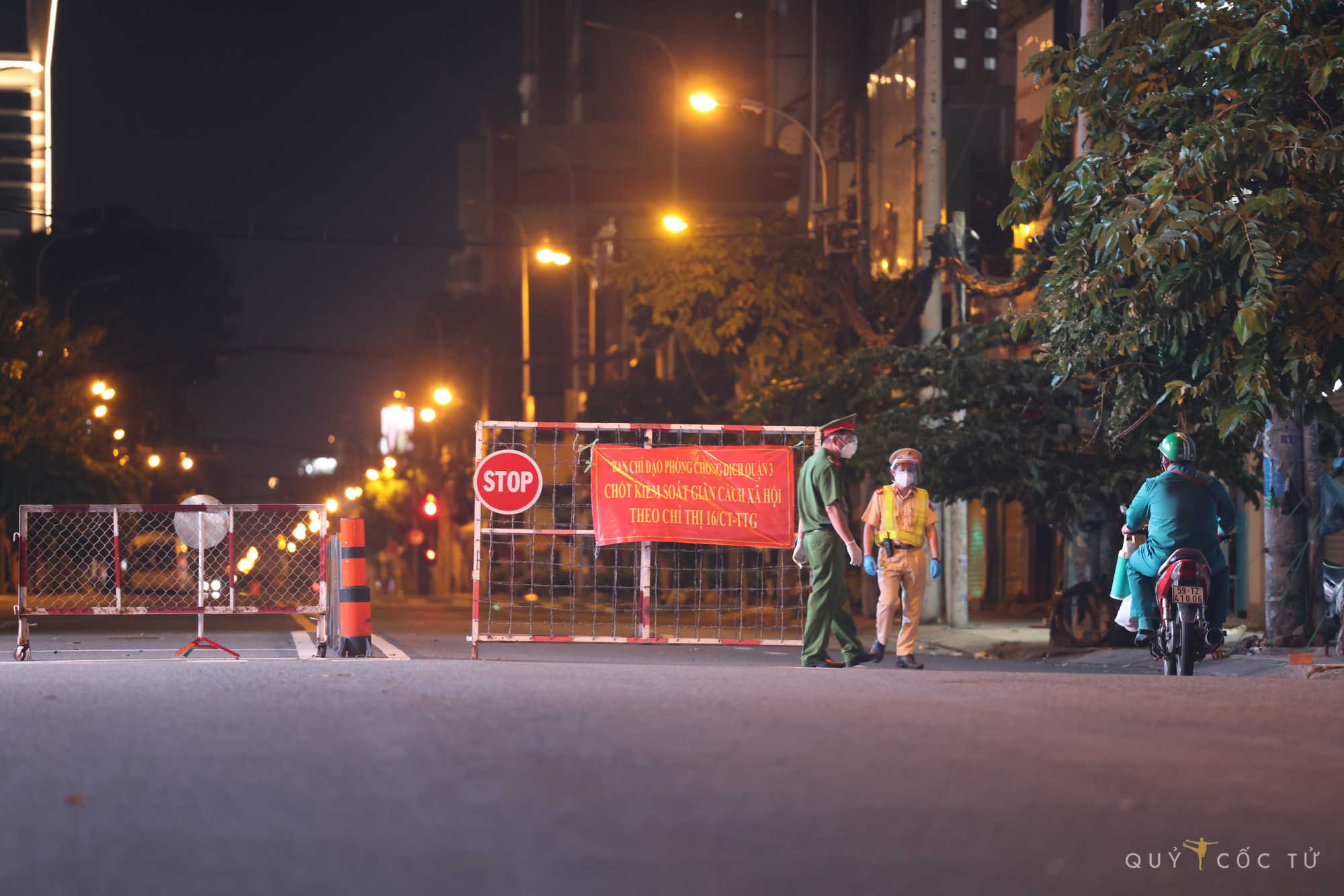 Sài Gòn lấp lánh ánh đèn trong đêm làm say lòng khách du lịch