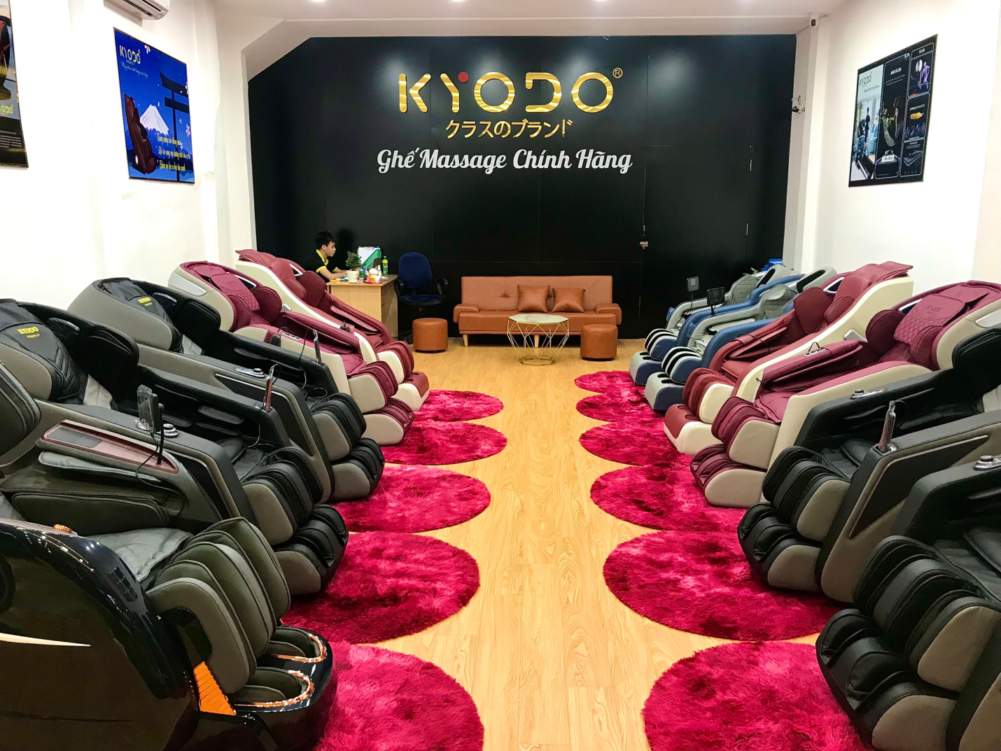 Ghế massage chính hãng KYODO Mẹo lựa chọn sản phẩm chăm sóc sức khoẻ cả gia đình - Ảnh 1.