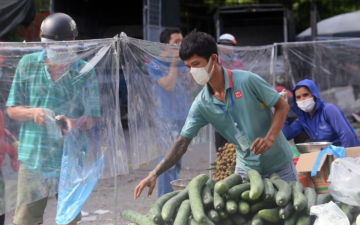 Chuyện 'vượt khó' thần kỳ tại chợ đầu mối phía Nam Hà Nội trong đại dịch  