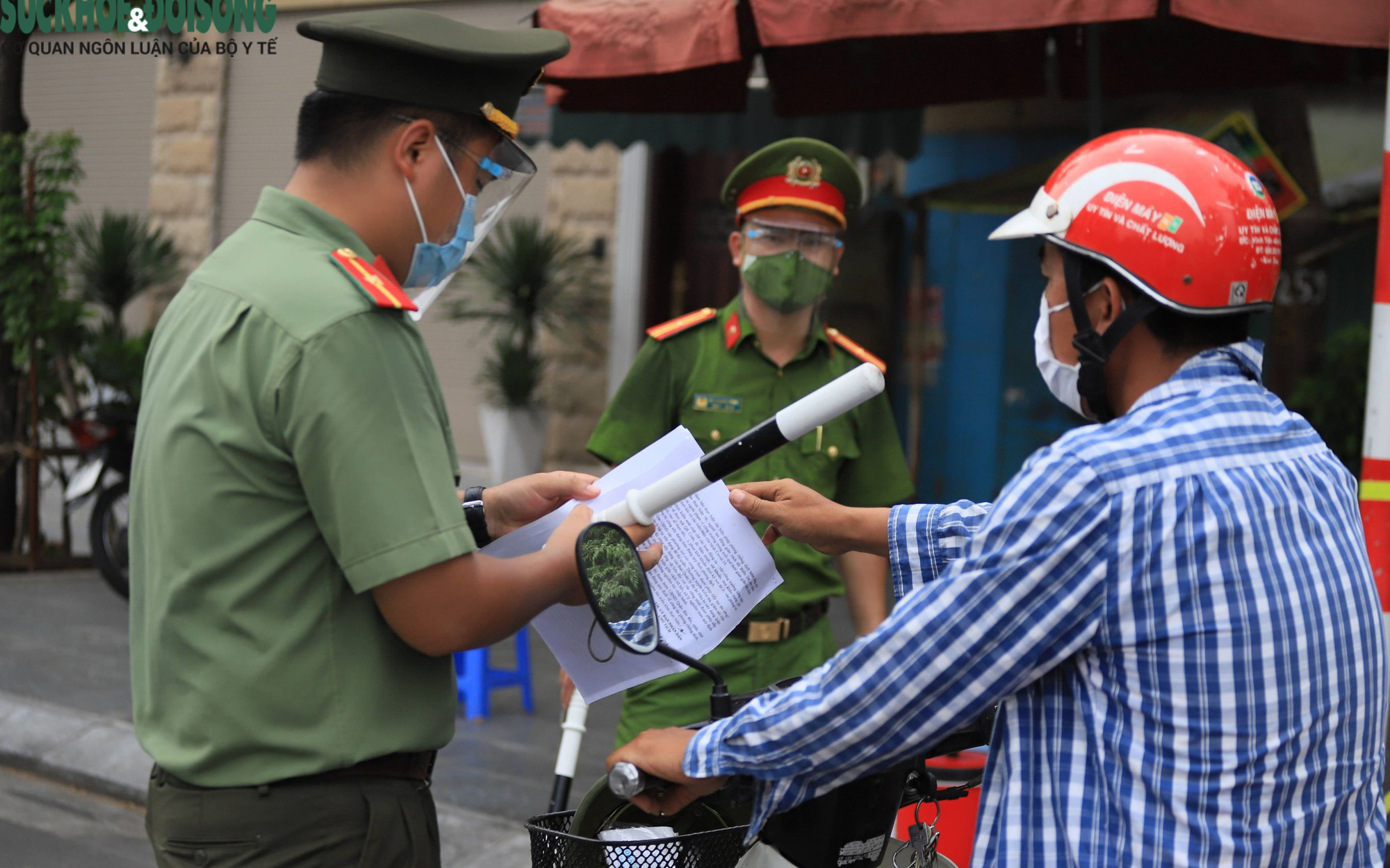 Công an Hà Nội hướng dẫn chi tiết quy trình xét duyệt, cấp Giấy đi đường cho 6 nhóm đối tượng tại Vùng 1