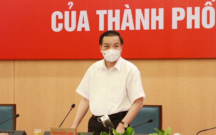 Chủ tịch Hà Nội: Hai ngày tới không xử phạt các lỗi liên quan đến giấy đi đường