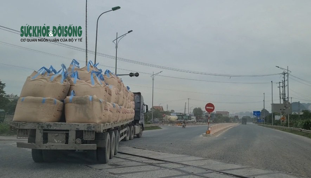 Tổng cục Đường bộ Việt Nam đề nghị ngăn chặn tình trạng xe chở xi măng quá tải &quot;lộng hành&quot; ở Hà Nam - Ảnh 3.