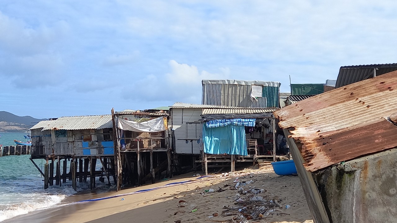 Khánh Hòa: Người về ăn Tết không phải cách ly phòng dịch COVID-19 - Ảnh 4. Khánh Hòa: Người về ăn Tết không phải cách ly phòng dịch COVID-19 - Ảnh 4.