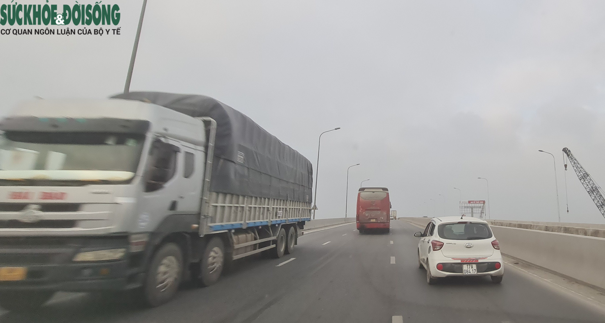 Hàng nghìn phương tiện đi ngược chiều trên cao tốc Cao Bồ - Mai Sơn trước ngày thông xe - Ảnh 6.