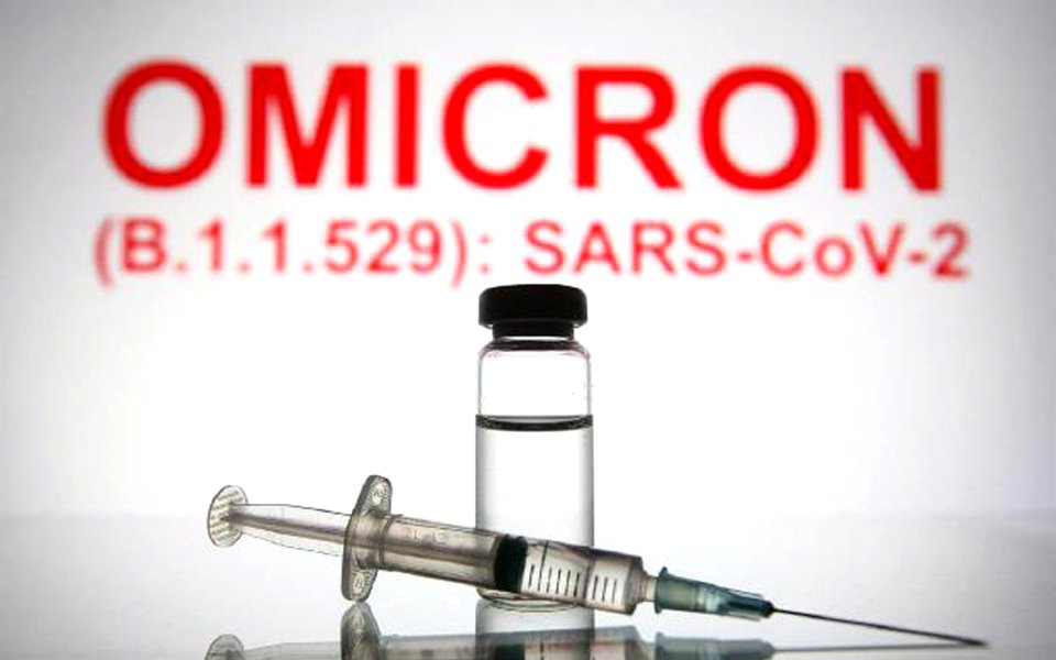 Chiều 3/1: Tăng cường kiểm soát biến chủng Omicron; Hoàn thành tiêm mũi 2 vaccine phòng COVID-19 cho người từ 12-18 tuổi trong tháng 1/2022