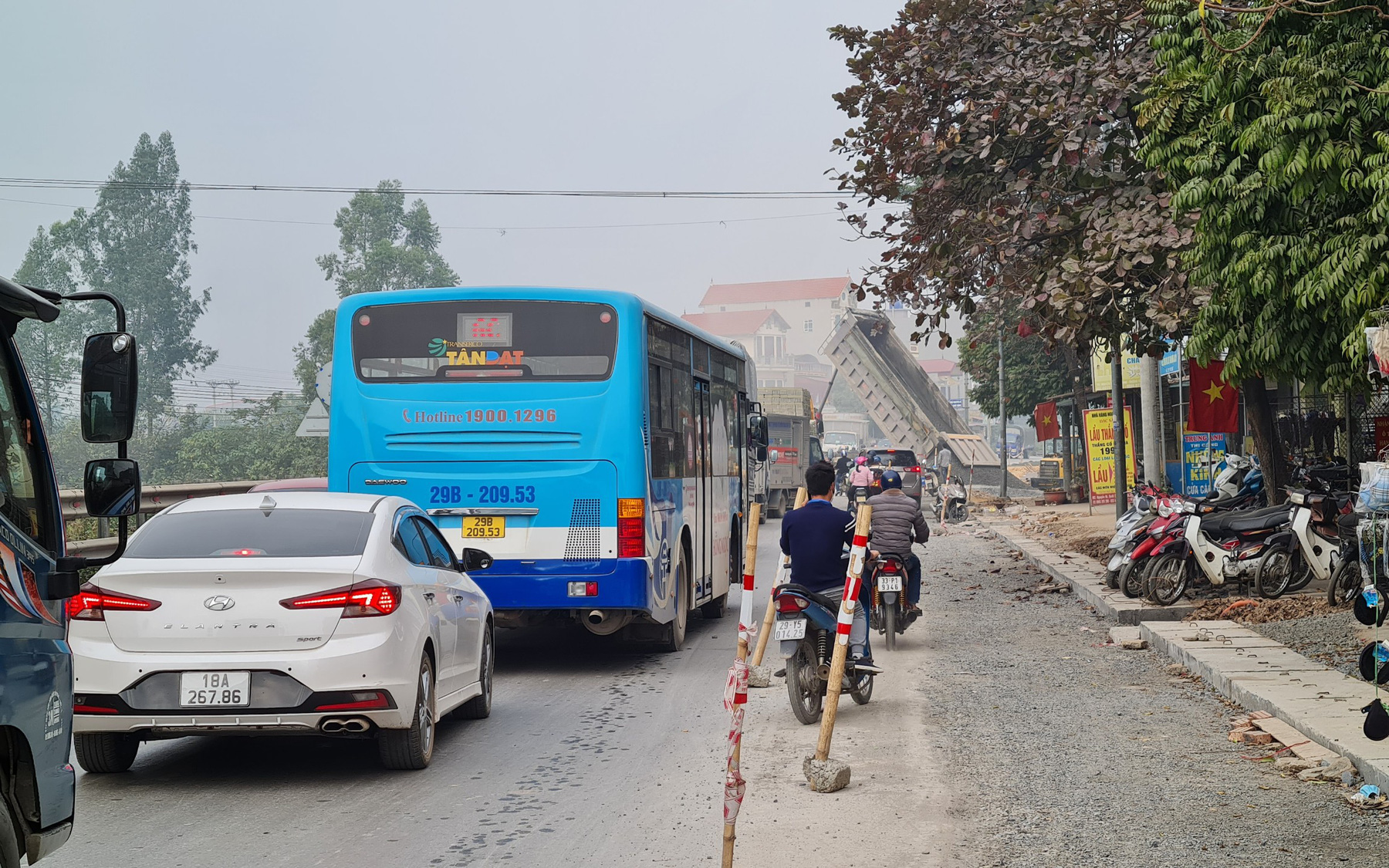 Dự án xử lý điểm đen của Sở GTVT Hà Nội gây… mất an toàn giao thông