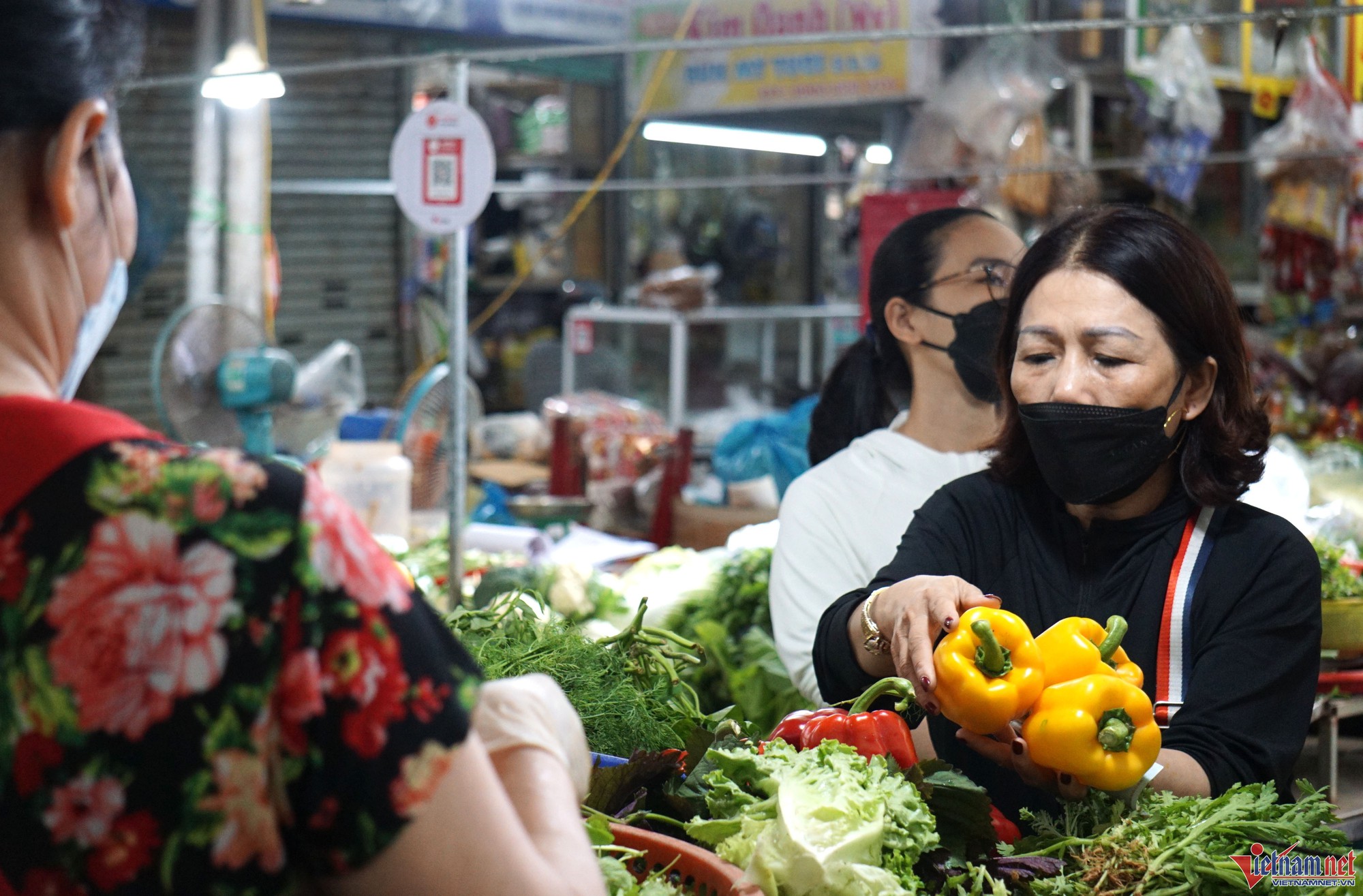 Sau lũ lịch sử, rau xanh ở Đà Nẵng tăng giá chóng mặt - Ảnh 7.