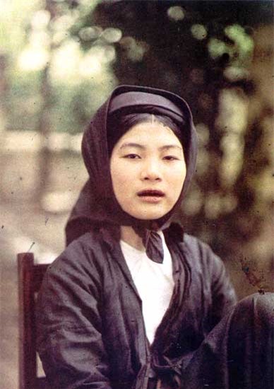 Chùm ảnh cực hiếm về phụ nữ nông thôn Việt Nam hơn 100 năm trước - Ảnh 12.