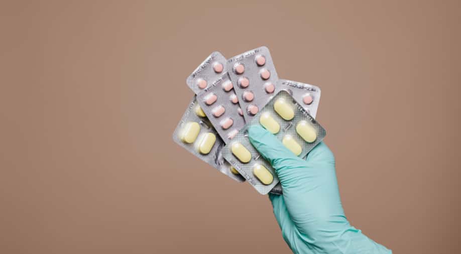 Những rủi ro cần biết khi sử dụng thuốc kháng viêm corticosteroid - Ảnh 1.
