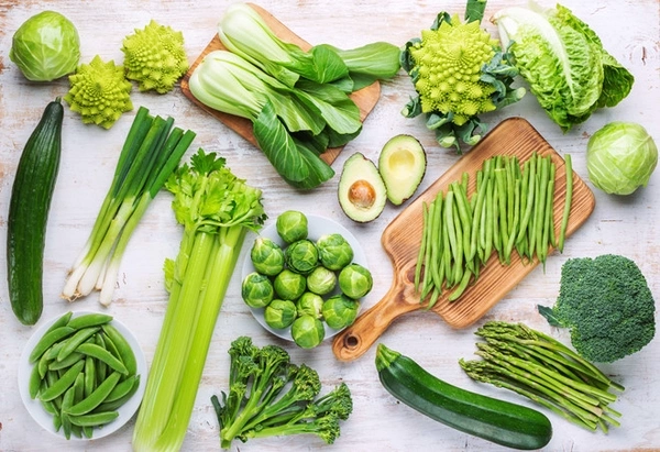 Thanh lọc cơ thể với chế độ ăn nhiều rau xanh - Ảnh 2.