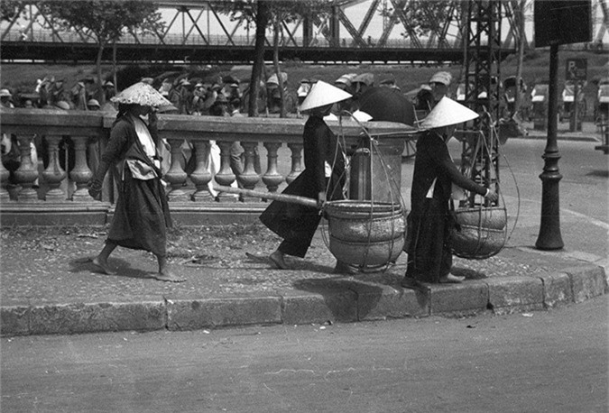 'Lạ mắt' với những bức ảnh quý hiếm về cầu Long Biên xưa - Ảnh 7.