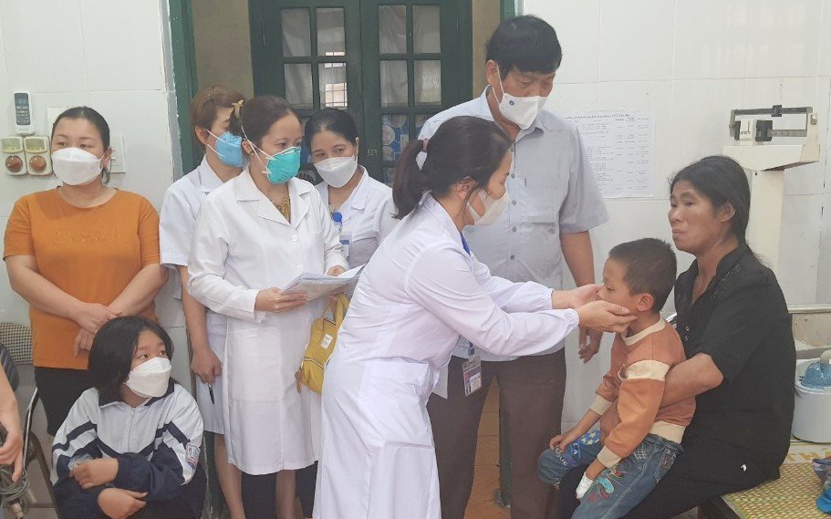 Bộ Y tế cử chuyên gia hỗ trợ điều trị, kiểm soát lây nhiễm ổ dịch sốt hơn 700 người mắc ở Bắc Kạn