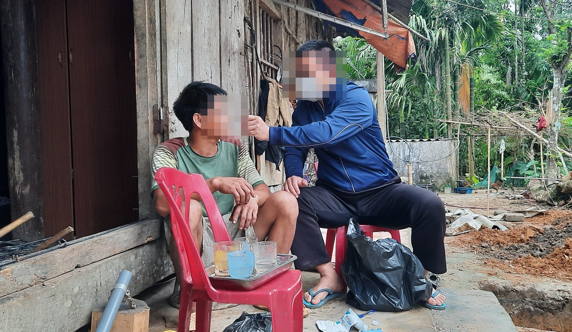Nỗ lực ngăn dịch bệnh HIV ở xã vùng cao Nghệ An