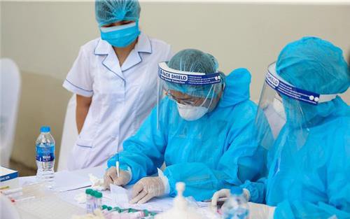 Ngày 8/10: Có 682 ca COVID-19 mới, 1 bệnh nhân tại Hà Nội tử vong