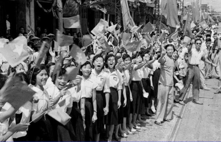 68 năm, nguyên vẹn ký ức Ngày Giải phóng Thủ đô - Ảnh 3.