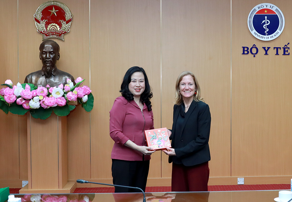 Bộ trưởng Đào Hồng Lan tiếp Giám đốc Cơ quan hợp tác phát triển quốc tế Hoa Kỳ tại Việt Nam - Ảnh 5.