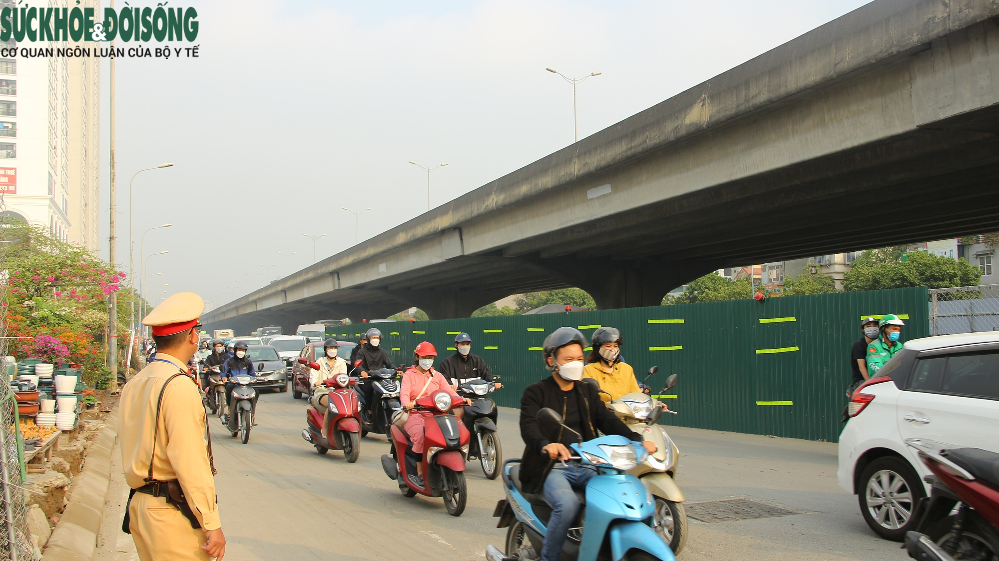 Cục CSGT đề nghị Hà Nội mượn phần đất bên phải để mở rộng đường Nguyễn Xiển - Ảnh 3.
