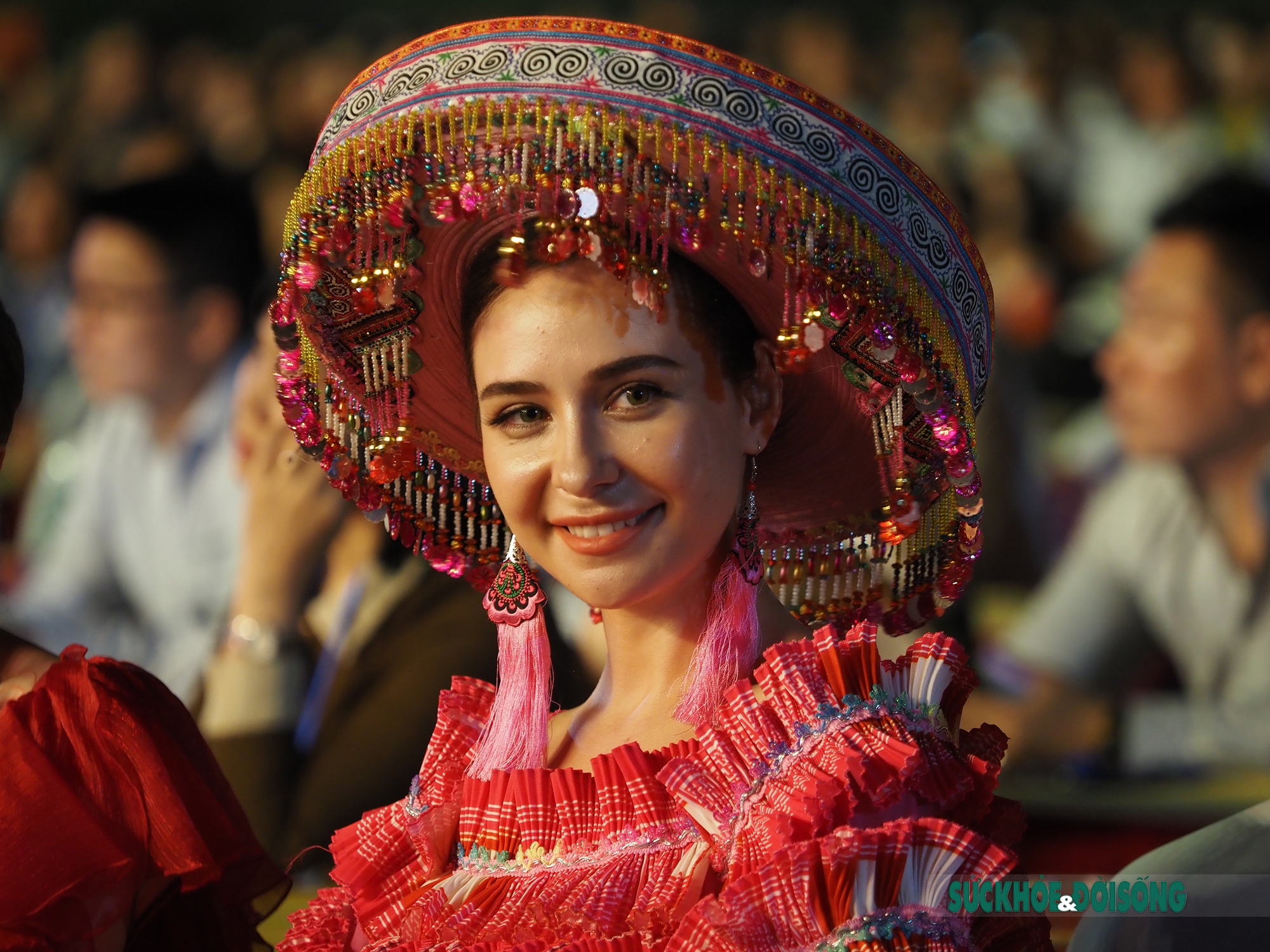 Hoa hậu Du lịch thế giới có mặt trong lễ khai mạc Festival Ninh Binh 2022 - Ảnh 6.