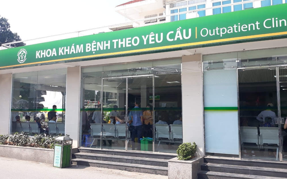 Đề xuất giá khám bệnh theo yêu cầu ở bệnh viện hạng đặc biệt, hạng 1 không quá 300.000 đồng một lần