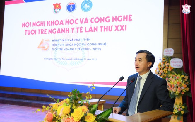 Thứ trưởng Bộ Y tế: Các nhà khoa học trẻ ngành y tế Việt Nam cùng nhau phát huy nghiên cứu khoa học, sáng tạo và đổi mới