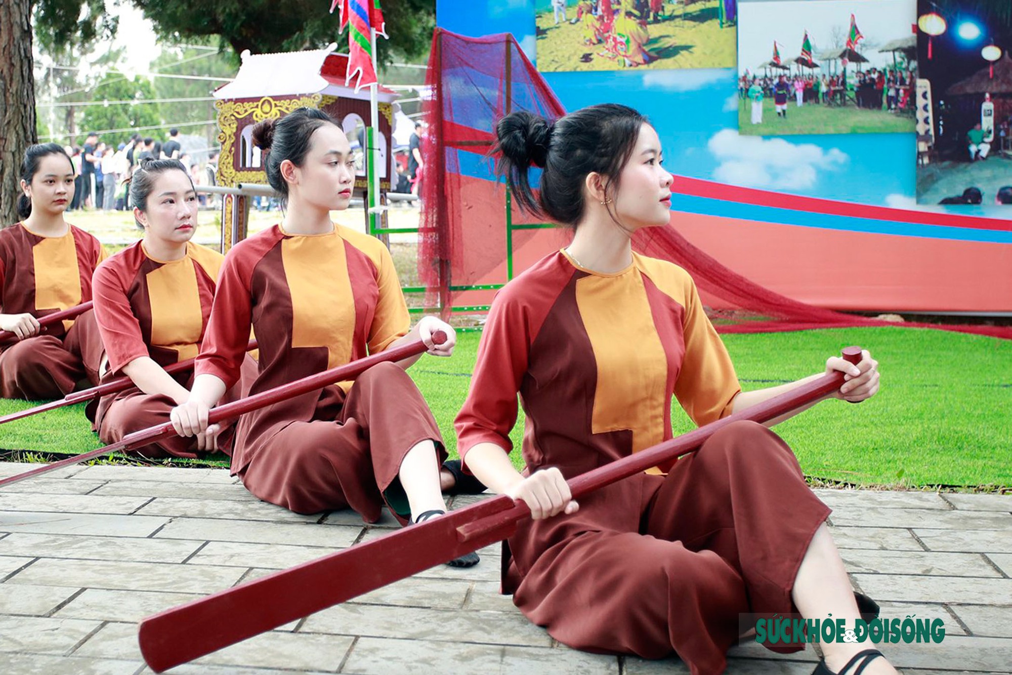 Lễ hội Cầu Ngư - Độc đáo văn hóa biển đảo Việt Nam - Ảnh 10.