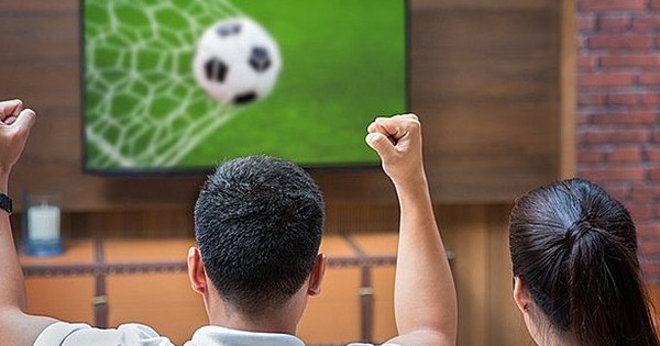 5 sai lầm khiến nhiều người nhập viện sau những đêm thức trắng xem World Cup - Ảnh 2.