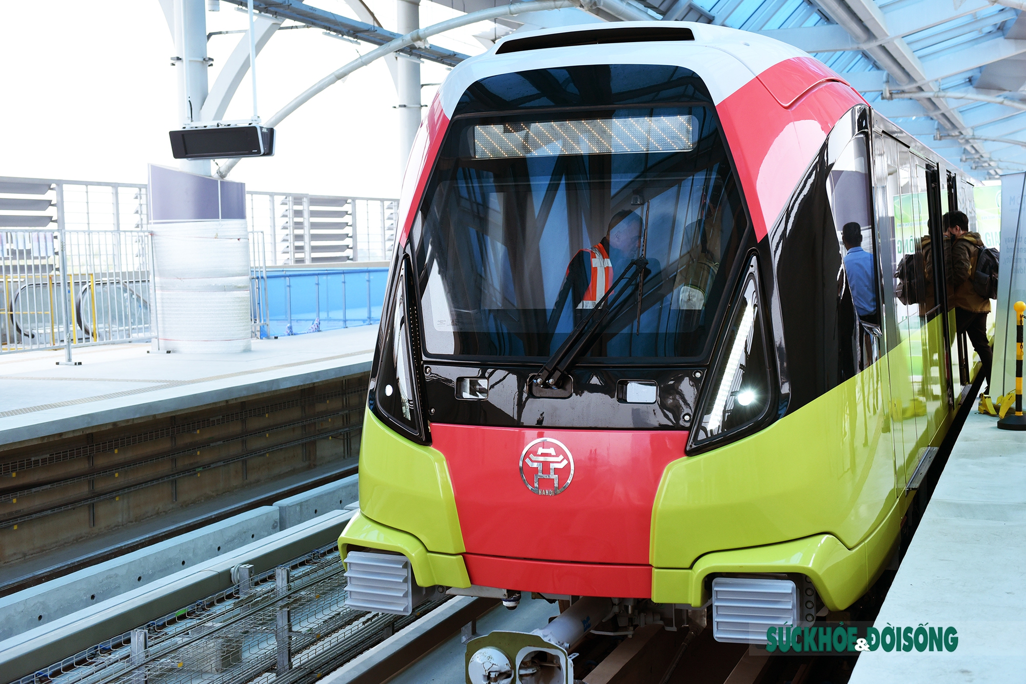 8 đoàn tàu lao vun vút trên tuyến metro Nhổn - ga Hà Nội - Ảnh 9.