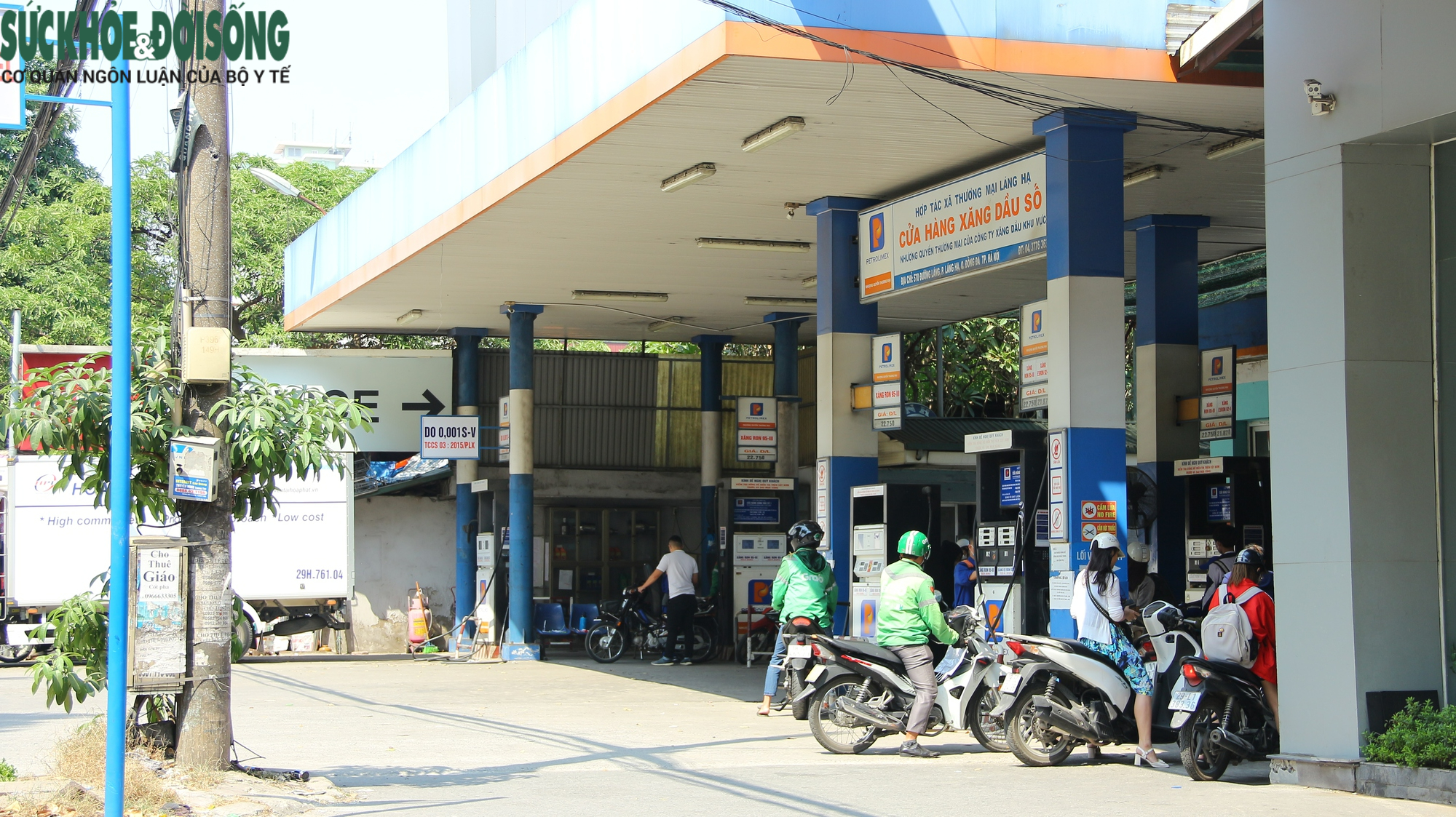 Nhiều trạm xăng tại Hà Nội bán 'cầm chừng' với lí do thiếu nguồn hàng - Ảnh 10.