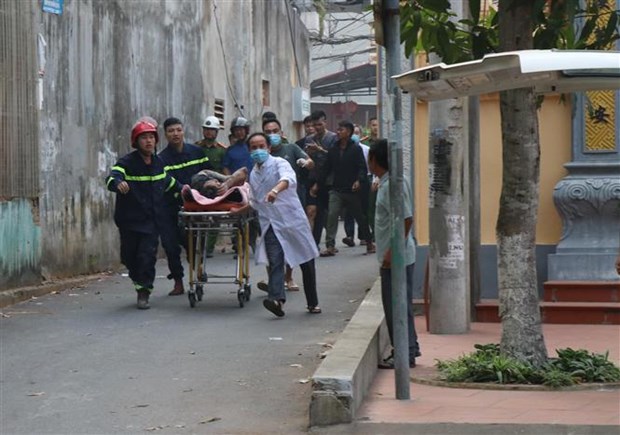 Sập giàn giáo ở thành phố Bắc Ninh khiến hai người thương vong - Ảnh 2.