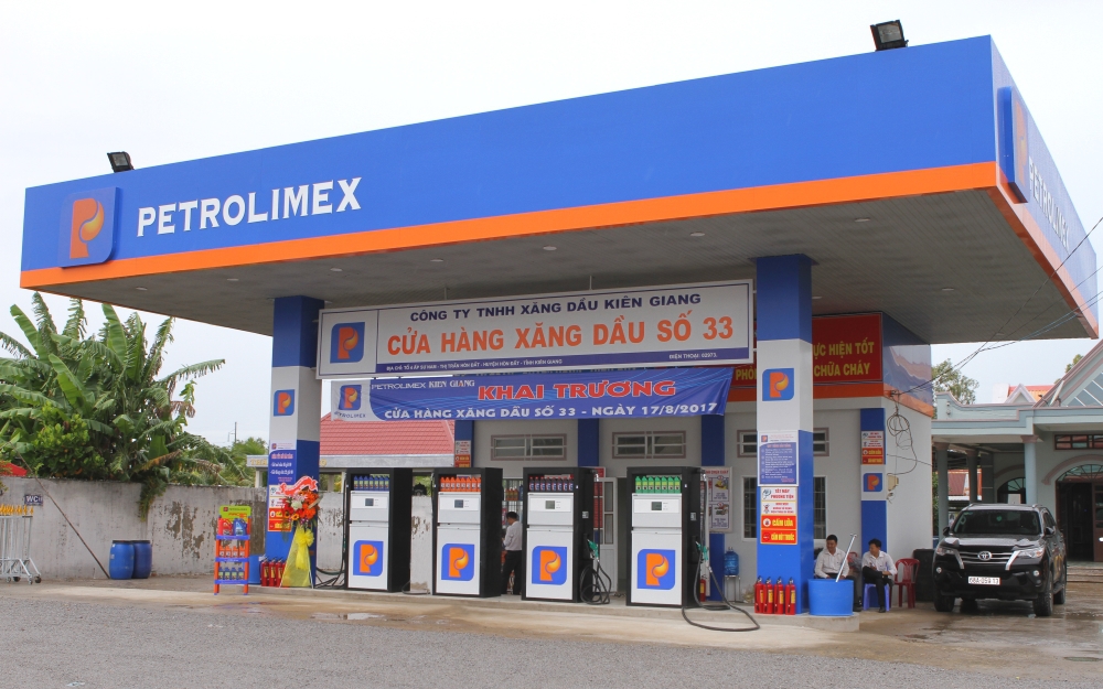 Hà Nội: Từ ngày 8 -13/11, gần 100 cửa hàng xăng dầu của Petrolimex bán hàng 24/24
