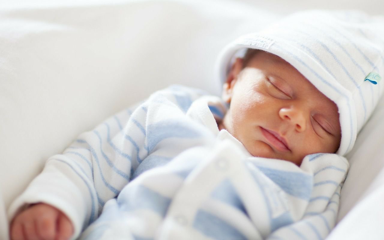 6 cách bảo vệ trẻ sơ sinh khi trời lạnh