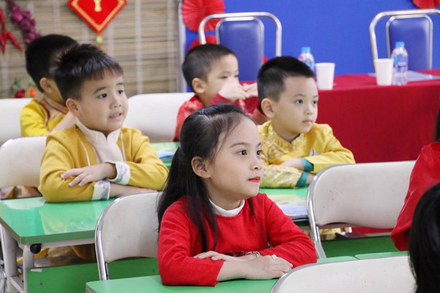 Lịch nghỉ Tết Nguyên đán 2023 của học sinh Hà Nội ít hơn nhiều địa phương - Ảnh 1.