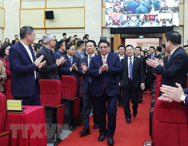 Thủ tướng chủ trì hội nghị tổng kết của Bộ Thông tin Truyền thông - Ảnh 2.