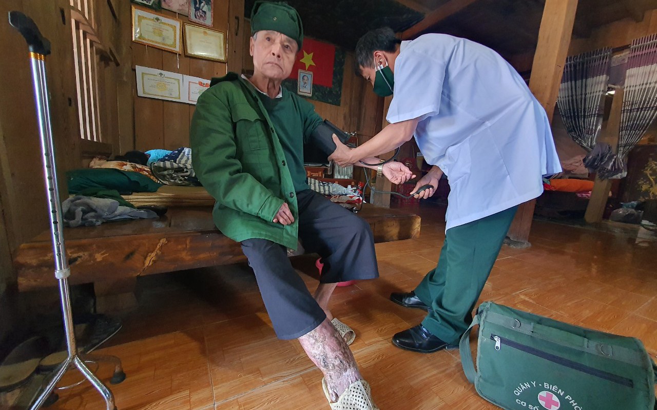 Kỷ niệm Ngày thành lập Quân đội Nhân dân Việt Nam: Chuyện những thầy thuốc quân y nơi biên giới