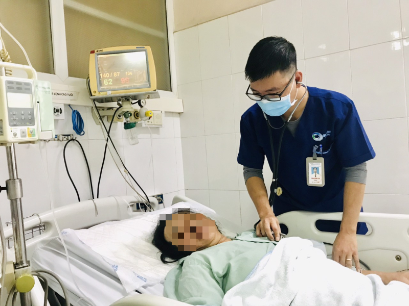 Ngộ độc suýt chết sau khi ăn cá nóc