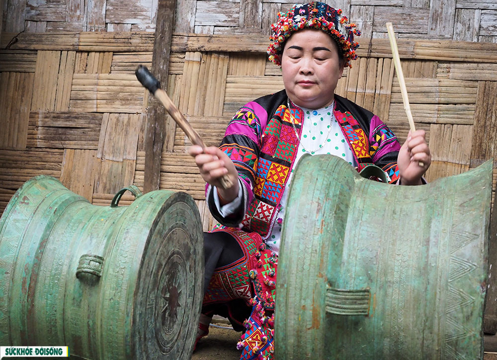 Đặc sắc nghi lễ “Cúng tổ tiên” của dân tộc Lô Lô huyện Mèo Vạc, tỉnh Hà  Giang