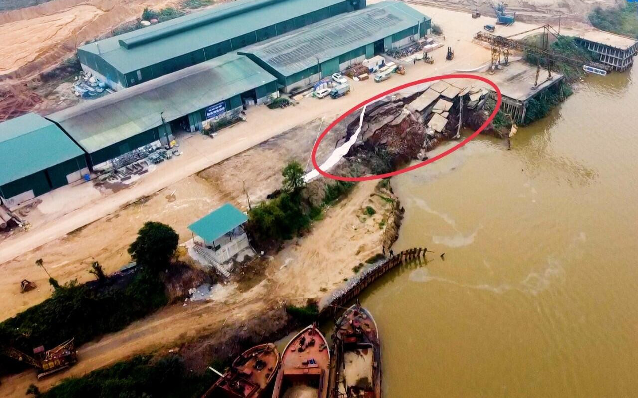 Cảng Hồng Vân sau một tháng đổ sụp xuống sông Hồng giờ ra sao?