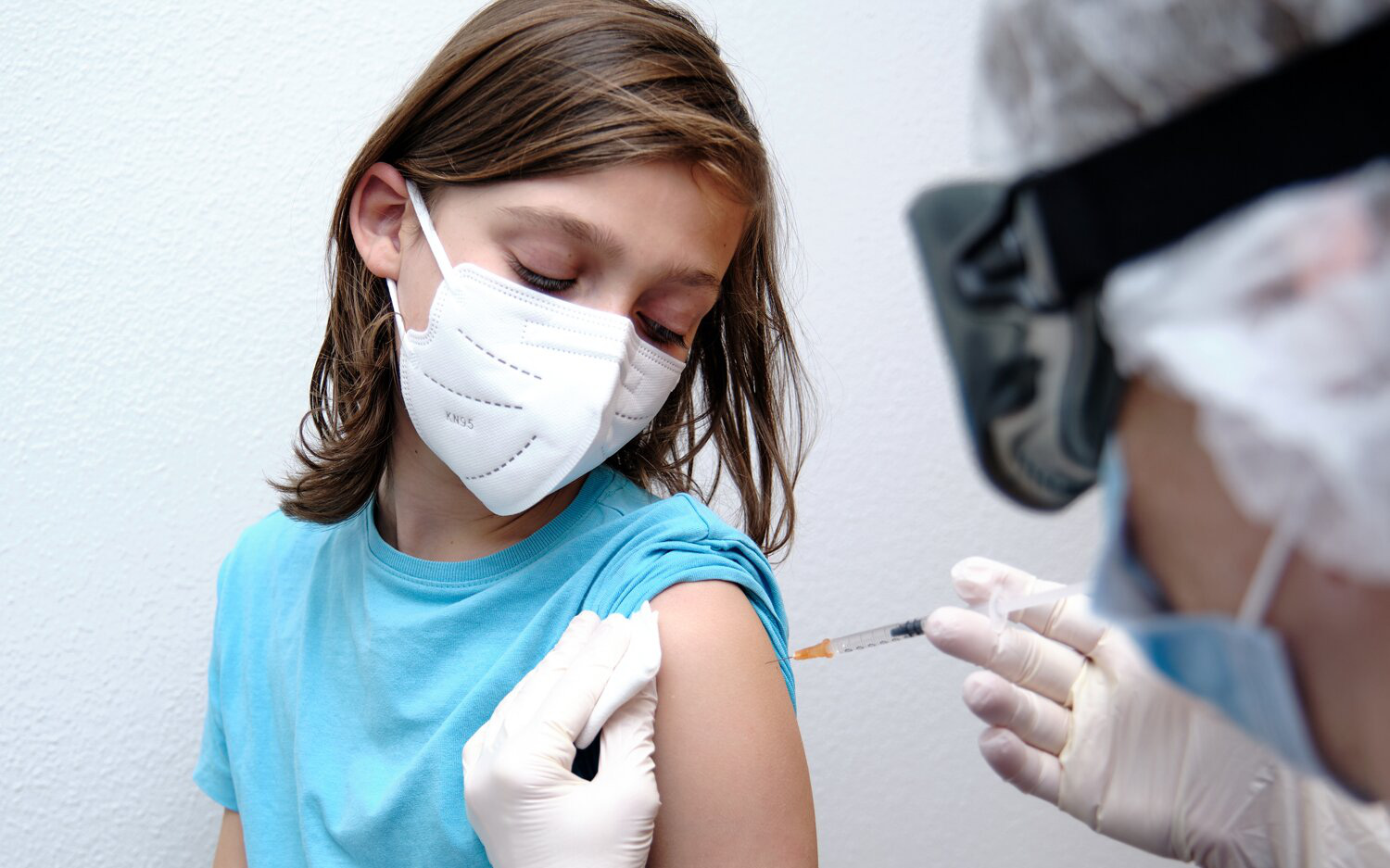 81% ý kiến được hỏi sẵn sàng đưa trẻ từ 5-11 tuổi đi tiêm vaccine phòng COVID-19