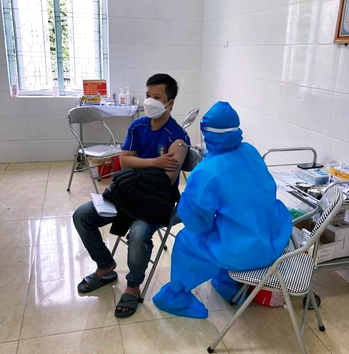 Nghệ An: Siết chặt việc tập trung đông người sau Tết khi số ca mắc liên tục lập đỉnh - Ảnh 1.