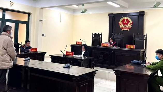 TAND quận Ba Đình, Hà Nội tuyên phạt Đào Văn Thịnh 8 tháng tù về tội “Chống người thi hành công vụ”.